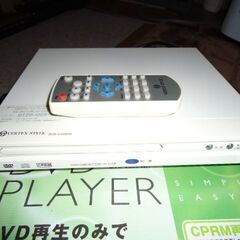 ジャンク品　DVD再生用プレーヤー　DVD-V303 WH