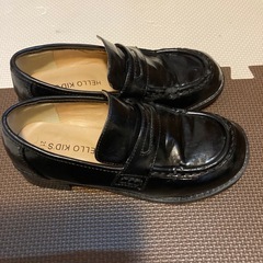 子供用ローファーの画像