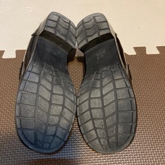 子供用ローファーの画像