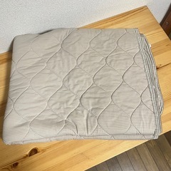 受け渡し決定
冷感マット　シングル　ベージュ