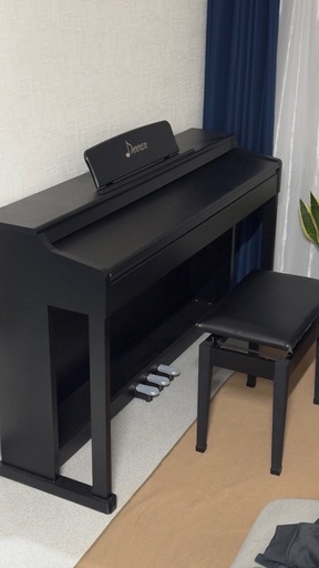 ピアノ（椅子込み）