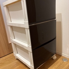 衣装ケース　３段ブラウン(コロコロありの画像