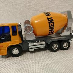 ISUZU GIGA ジュニアミキサーの画像