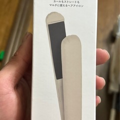 【新品】ミニヘアアイロンの画像