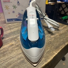 TOSHIBA　スチームアイロン　2010年製　TA－B65　一か月保証付き　【リサイクルショップ道楽屋】の画像