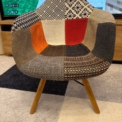 イームズ　キッズチェアの画像