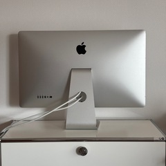 Apple Thunderbolt Display 27インチ ＋ MagSafe 2コンバータ (Apple純正)付き