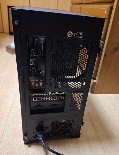 自作ゲーミングPC(i5-12400F/RYX3060Ti)