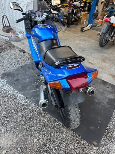 バイク ZZR250