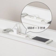 ダブルベッドフレームの画像
