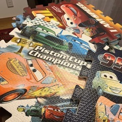 お値下げ！マックイーンのパズルマット10枚 の画像