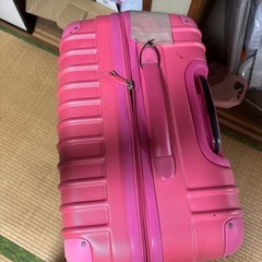 キャリーケースの画像