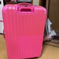 キャリーケースの画像