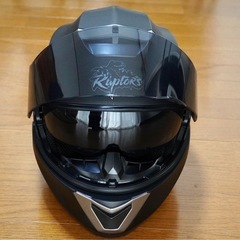 バイクのヘルメットの画像