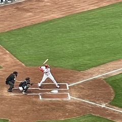 キャッチボール相手してください⚾️