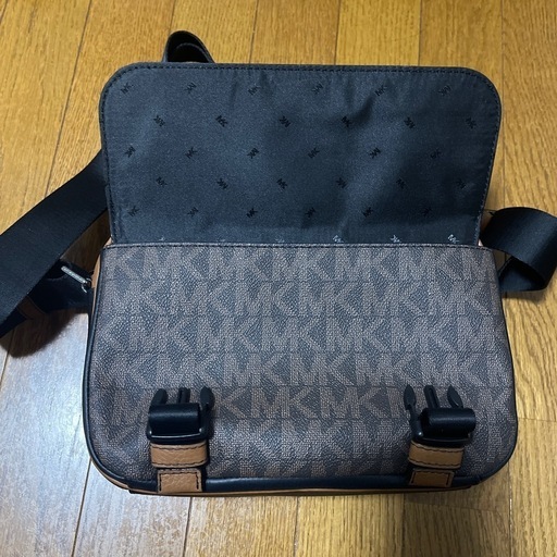 MICHAEL KORS バック