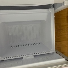 ピンク冷蔵庫の画像