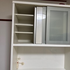 食器棚の画像