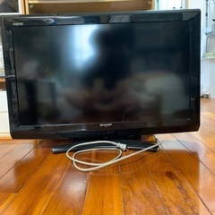 SHARP AQUOS 32型 ジャンク品 電源はつきます