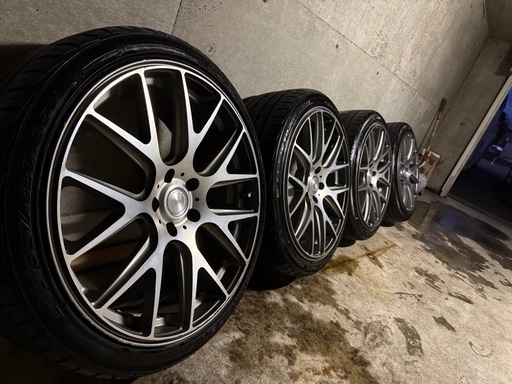 245/35R20 (金) 苫小牧のタイヤ、ホイールの中古あげます・譲り
