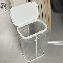 【無料】分別ゴミ袋ホルダー2個あげます！の画像