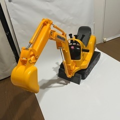 コマツ　ショベルカーのおもちゃ 電動動作します！