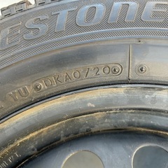 2019年製ブリザック スタッドレスタイヤ 175/65R15の画像