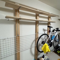 金具付き、棚板2枚、ワイヤーラック、柱3本、ラブリコ1セット