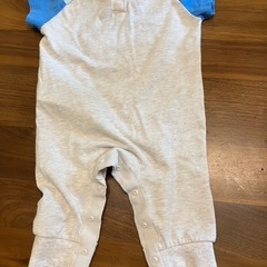 【ほぼ新品】　NIKEの2-3ヶ月で着れる赤ちゃん服の画像
