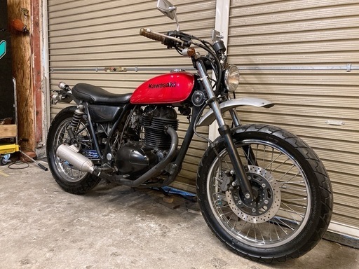 カワサキ　250TR 配送可能　支払いは現金or振り込みも可能　赤