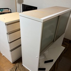 お譲り先決まりました。食器棚(ニトリ、レガーレ)の画像