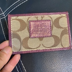 coach カード入れオシャレむらさき名刺入れの画像