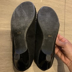 cava cava パンプスの画像