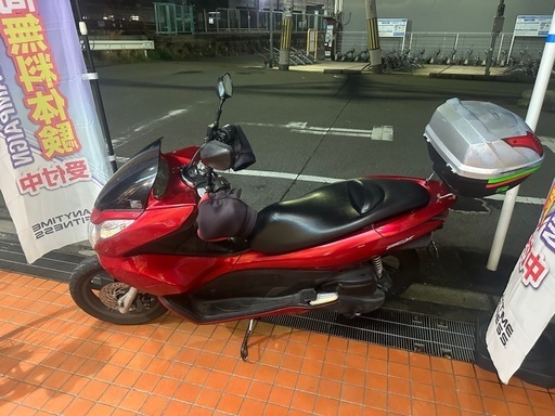 YAMAHA PCX  レッド