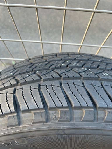 ランドクルーザープラド　純正タイヤ　ミシュランタイヤ　265/65R17