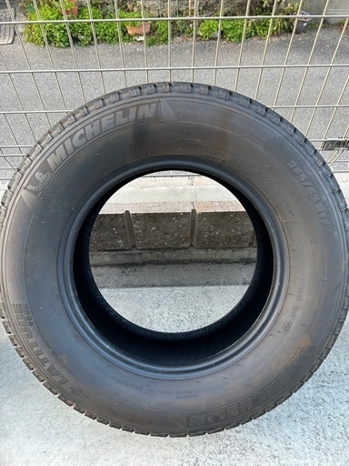ランドクルーザープラド　純正タイヤ　ミシュランタイヤ　265/65R17