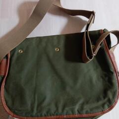 Barbourのバッグの画像
