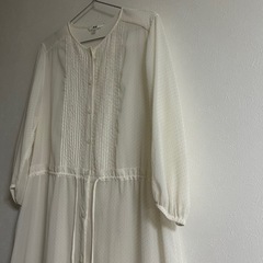 UNIQLO ユニクロ　ドットワンピースの画像
