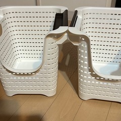 カゴ【キャスター付】2個