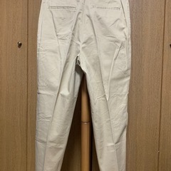 UNIQLO ユニクロ　コットンテーパードアンクルパンツの画像