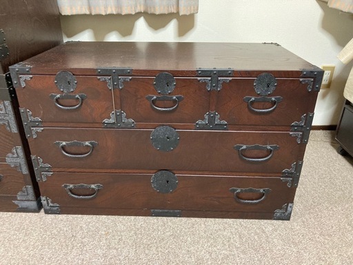 (美品 値下げします)歴史タンス　2セット