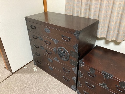 (美品 値下げします)歴史タンス　2セット