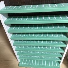 トミカ　ミニカー　ラック　収納　駐車場　車庫　　