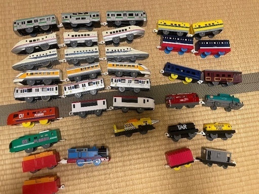 プラレールまとめ売り ターミナルステーション、車庫など。