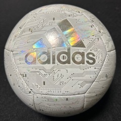 サッカーボール　adidas 15日に受付終了