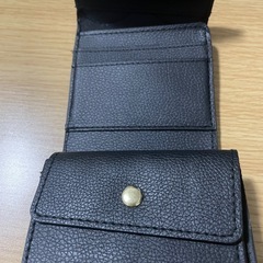 VIS ハートカット財布の画像