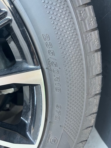スタッドレス　トヨタ　アルファード　30系後期　ナット付き