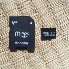 Alesis SamplePad 4 + クランプ、SDカード、ヘッドフォーンアダプターの画像