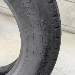 トラック用タイヤの画像