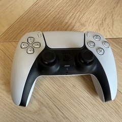 PlayStation 5 デジタル・エディション（純正ヘッドホン付き）　の画像